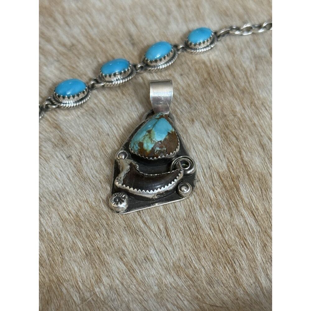 Native Southwest 925 Sterling Silver Number 8 Blue Turquoise Claw Pendant Signed - Picture 5 of 12